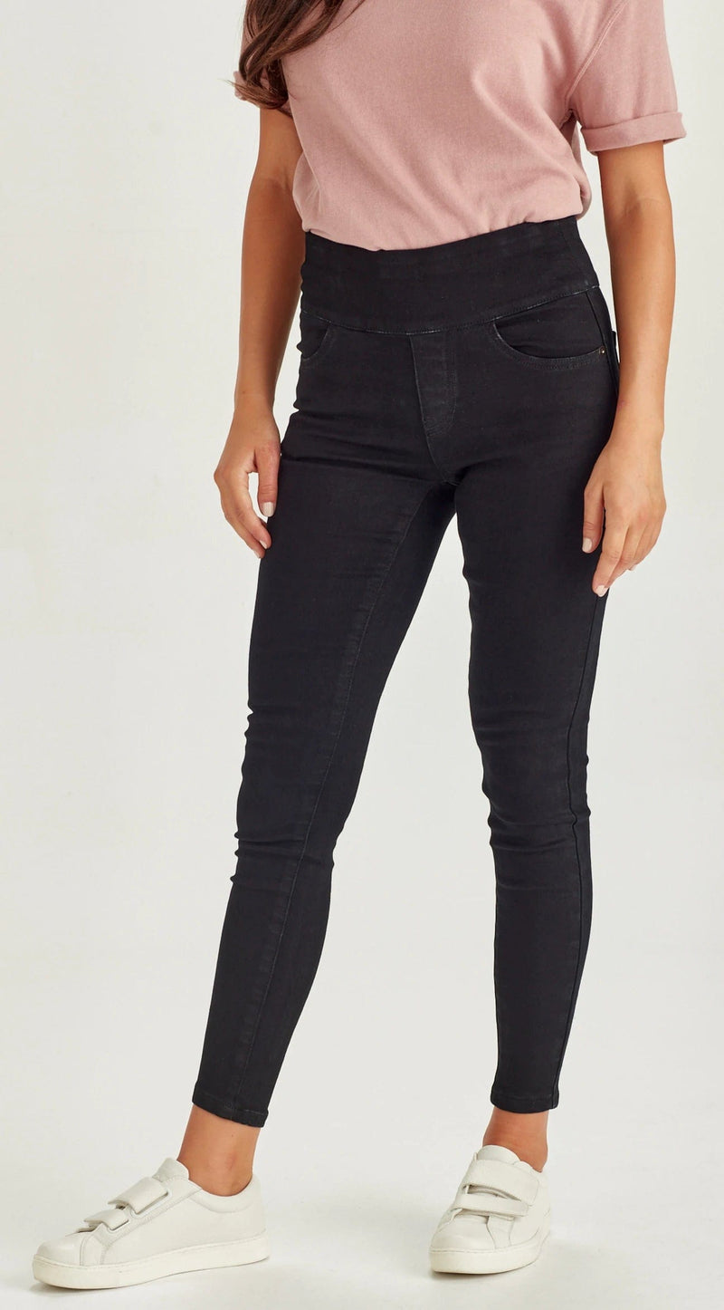 Junkfood Jeans | Bella Jean | Black