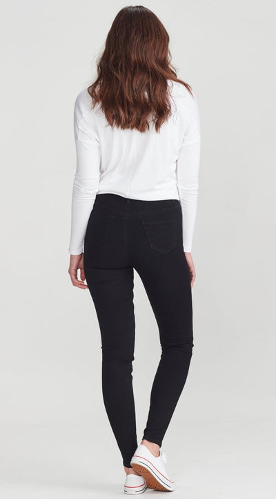 Junkfood Jeans | Slip - Tall Jean  | Black